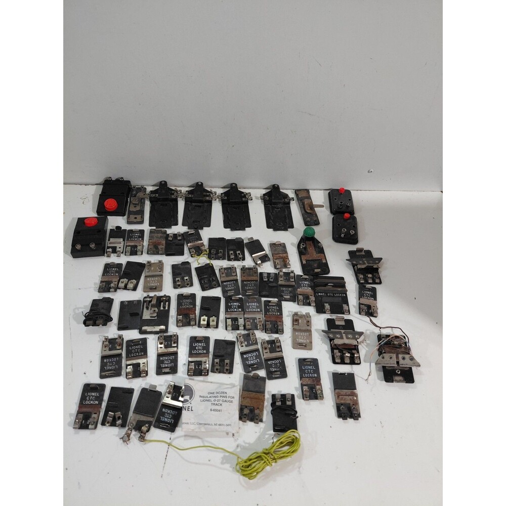 Lionel/Marx O Gauge Model Railroad Electrical Lot Track Lock on Button Contactor
